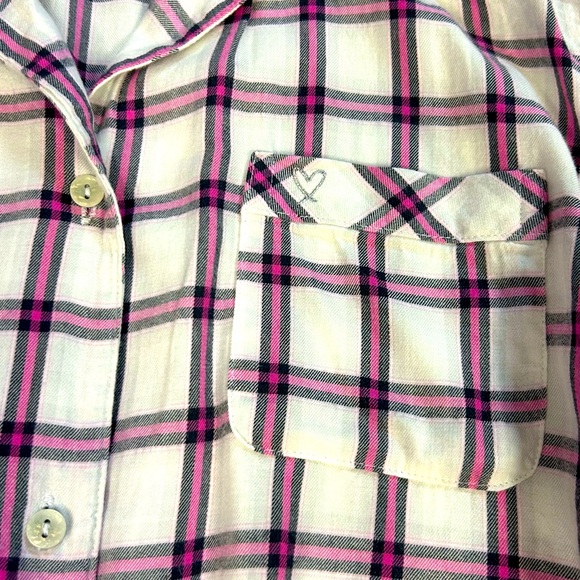 Victoria’s Secret size small shorts pajama set. Great condition.  - Picture 7 of 13